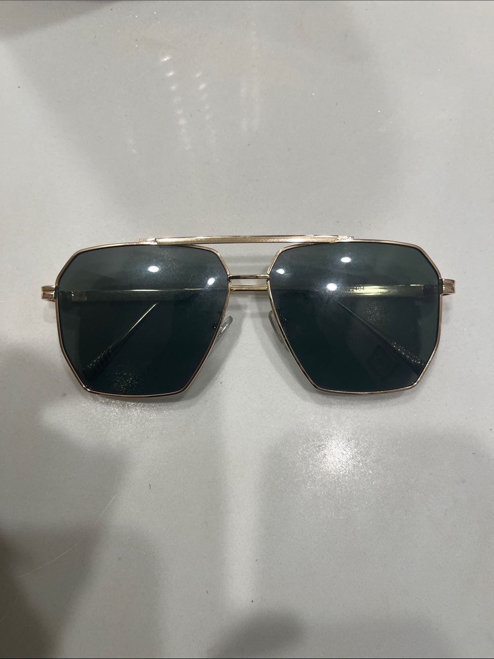 Women's Geometric Sunglasses – Gold Frame with Dark Green Lenses